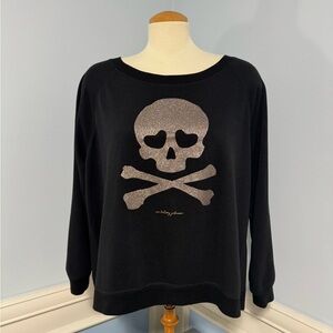 Betsey Johnson Y2K Black Glitter Skull crewneck Sweater